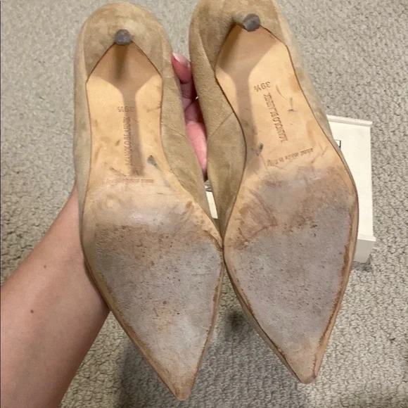 Manolo Blahnik Tan Suede Pumps - Picture 7 of 11